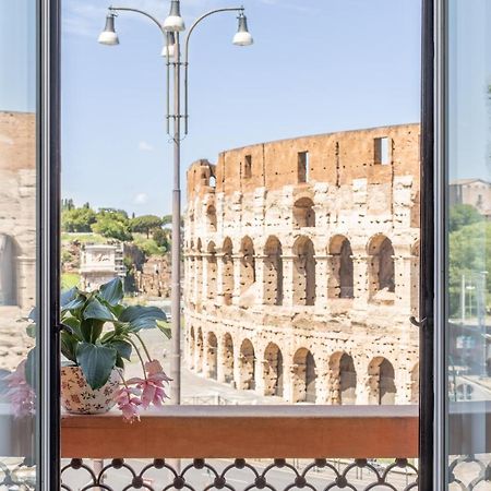 Iflat Unforgettable In Front Of Colosseum Рим Екстер'єр фото