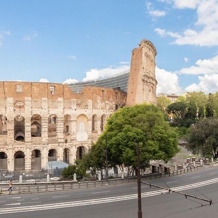 Iflat Unforgettable In Front Of Colosseum Рим Екстер'єр фото