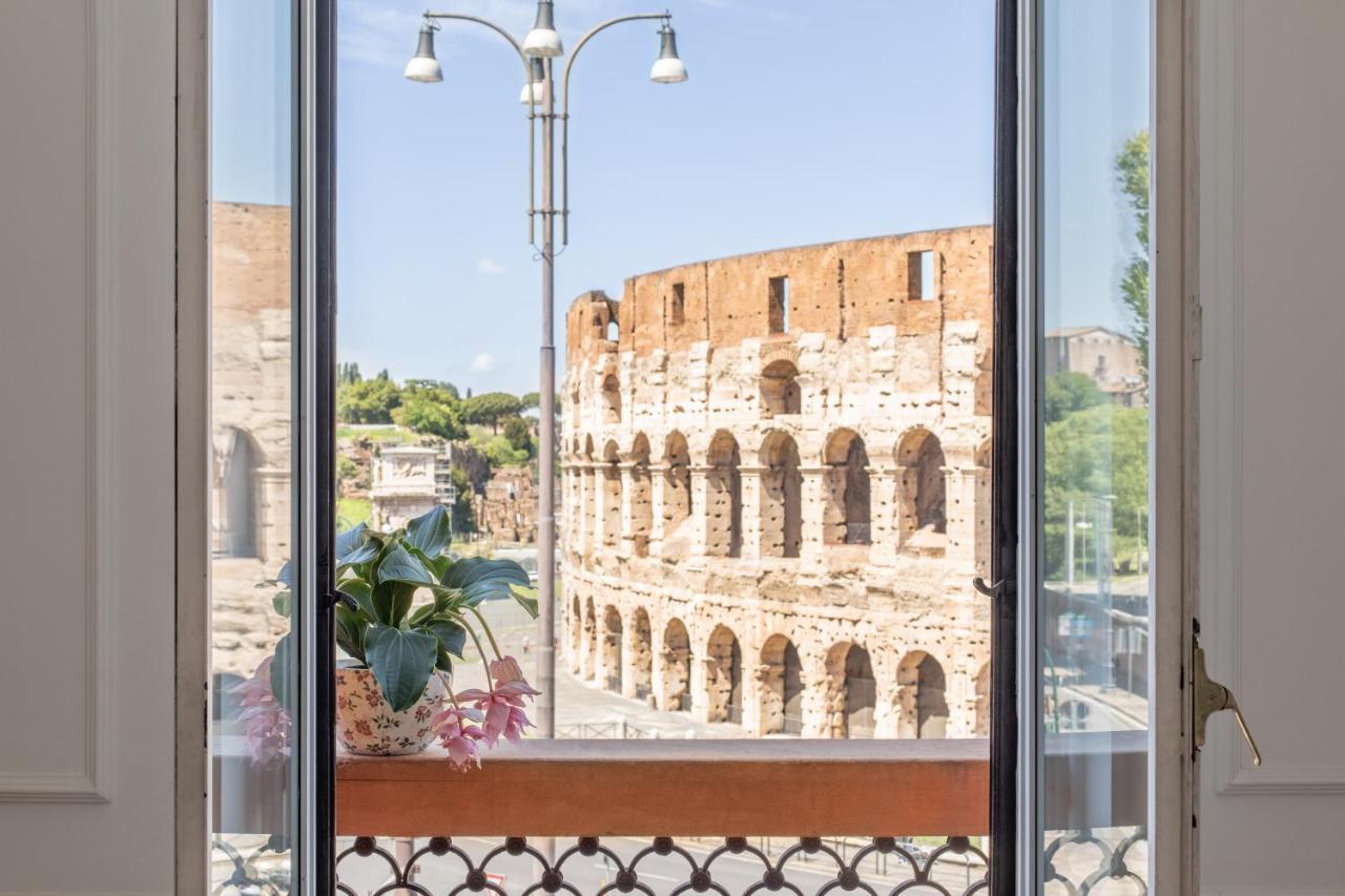Iflat Unforgettable In Front Of Colosseum Рим Екстер'єр фото